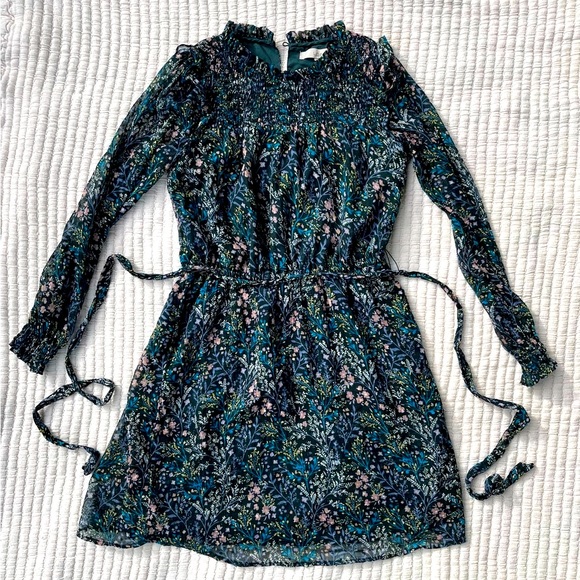 LOFT Floral smocked tie dress - Picture 1 of 9